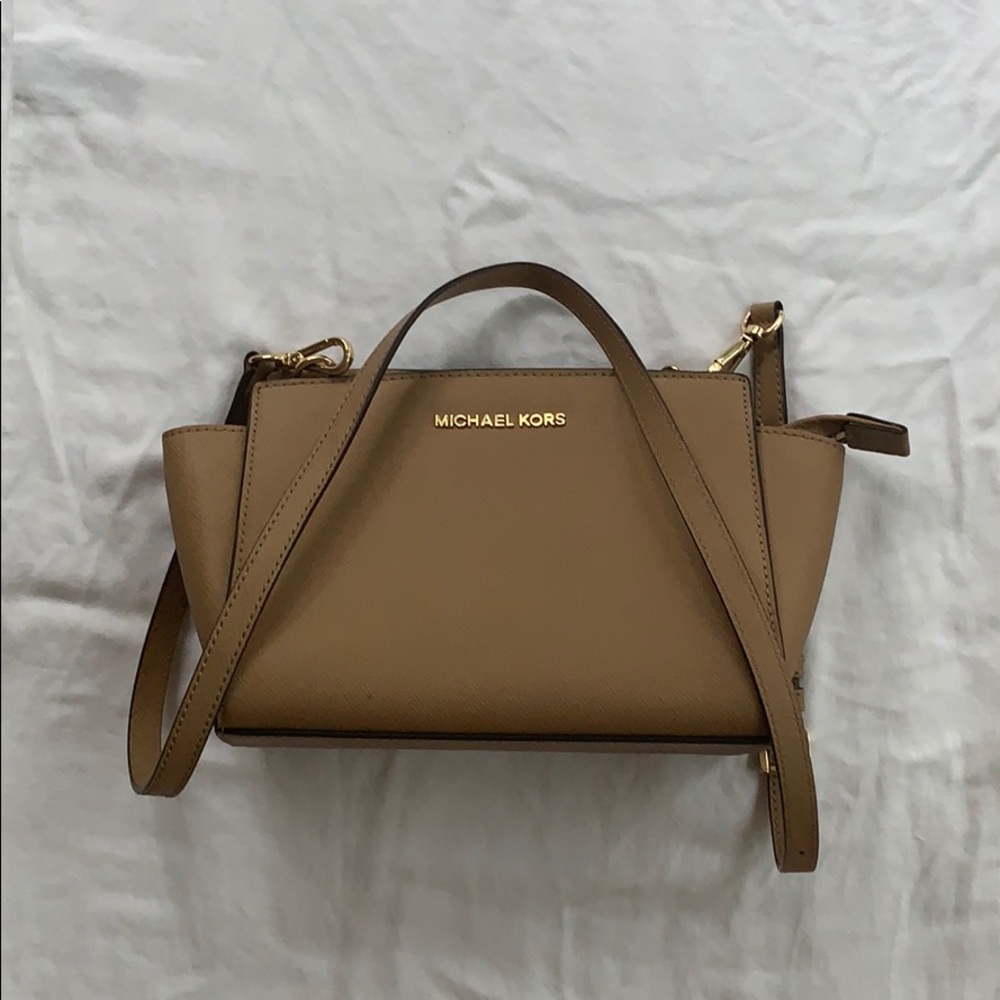 Michael Kors Crossbody